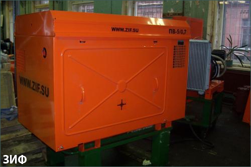 Компрессор ЗИФ СВЭ 5/0.7 стац. в кожухе