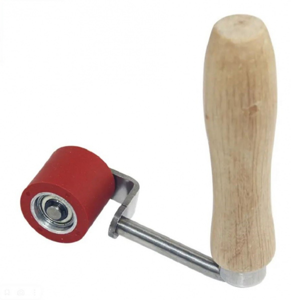 Прикаточный силиконовый ролик с изогнутой рукоятью 28 мм