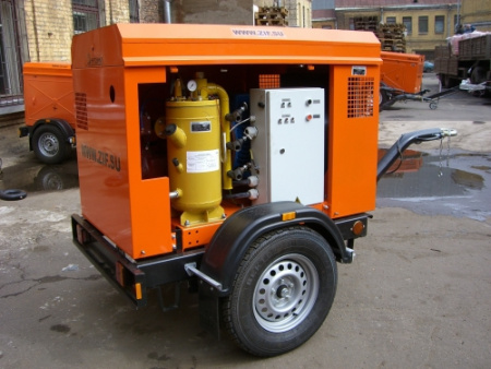 Компрессор ЗИФ СВЭ 3/0.7 на прицепе