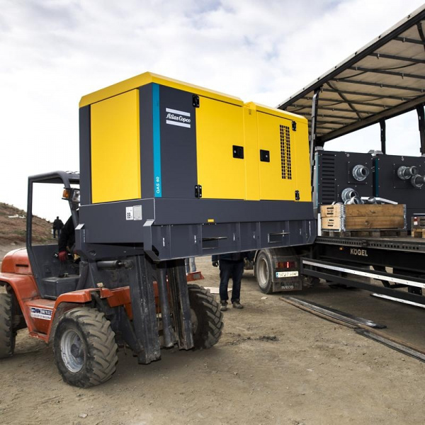 Дизельный генератор Atlas Copco QAS 400