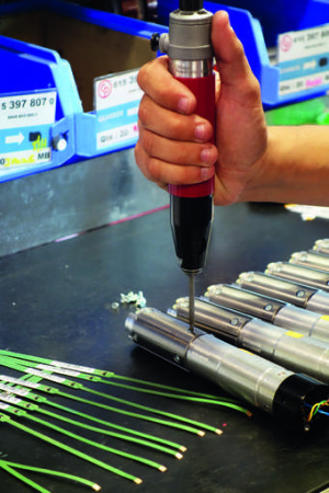 CP2007 Пневмошуруповерт прямой 1/4", 1100 об/мин, 4,3 Нм, 0,6 кг